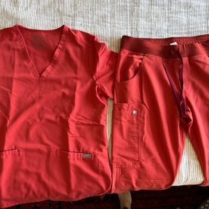 FIGS Rust Color size M/MP